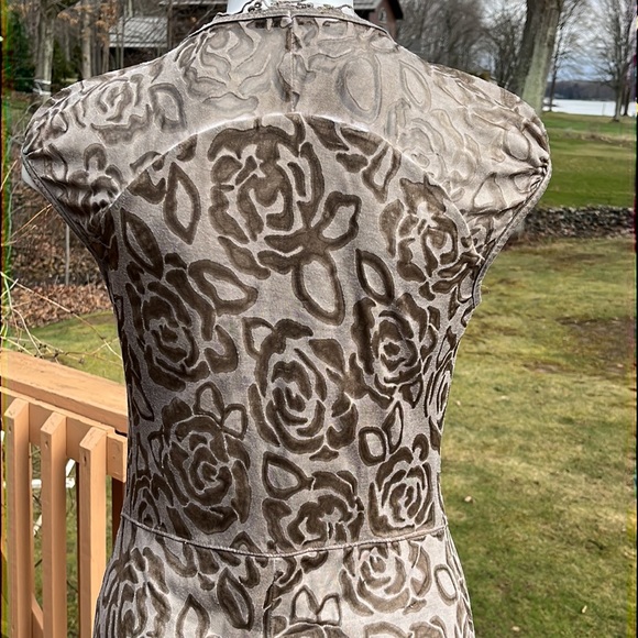 Siste’s retro looking floral dress M-L - Picture 7 of 16